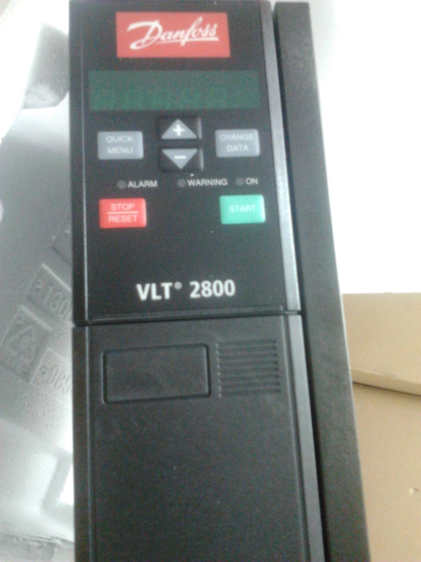 丹佛斯變頻器一級(jí)代理VLT2840，全新正品，品質(zhì)優(yōu)良，價(jià)格優(yōu)惠.